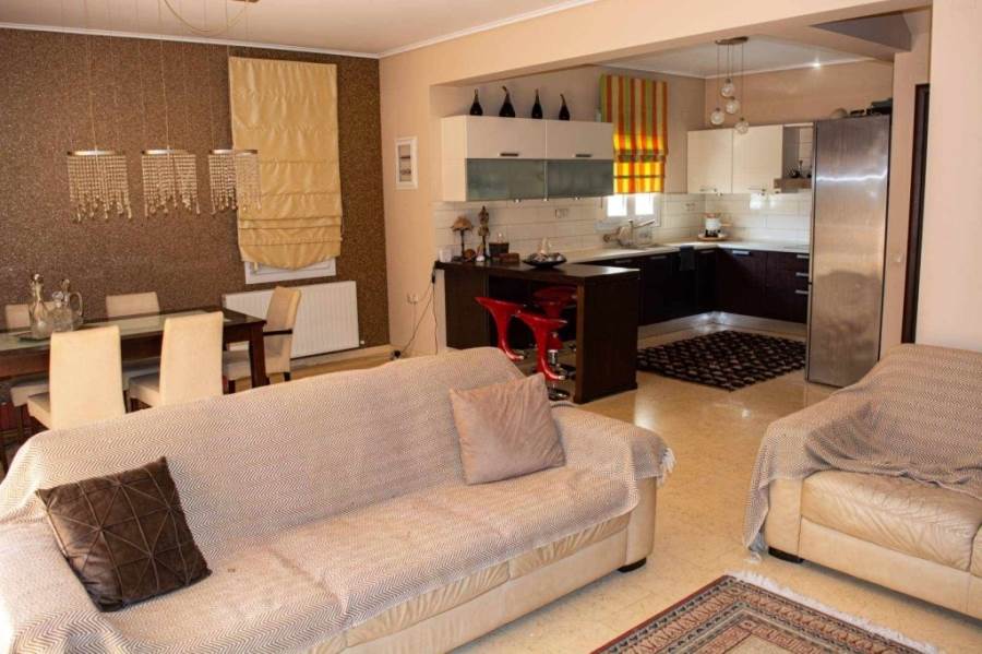 (Продава се) Къща  Мезонет || Kavala/Filippoi - 253 кв.м., 3 Спални, 250.000€ 