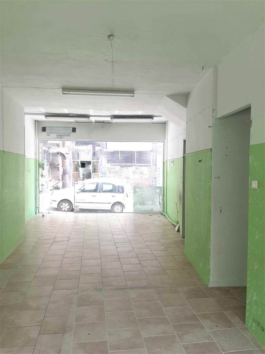 (For Rent) Commercial Retail Shop || Kavala/Kavala - 60 Sq.m, 200€ 