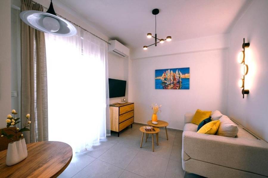 (Дава се под Наем) Къща  Апартамент || Kavala/Kavala - 500 кв.м., 1 Спални, 37€ 